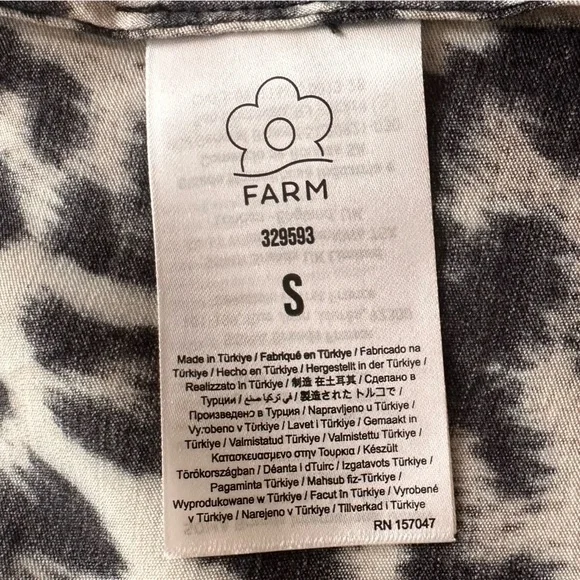 Farm Rio Leopard V-Neck Midi Women's Dress  Small - Picture 9 of 9